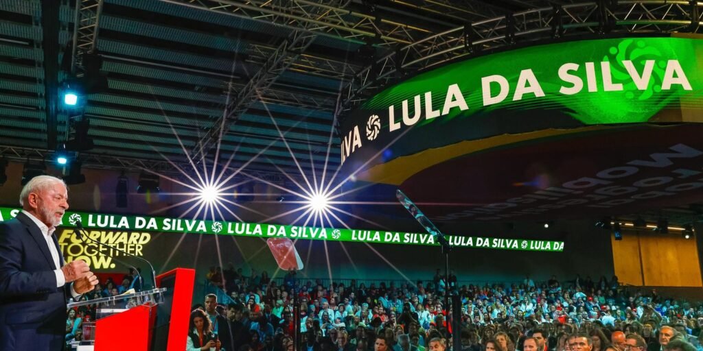 Lula pede coerência