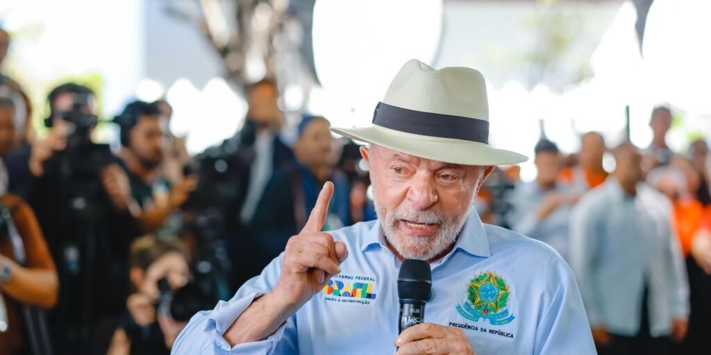 Lula quer reverter privatizações